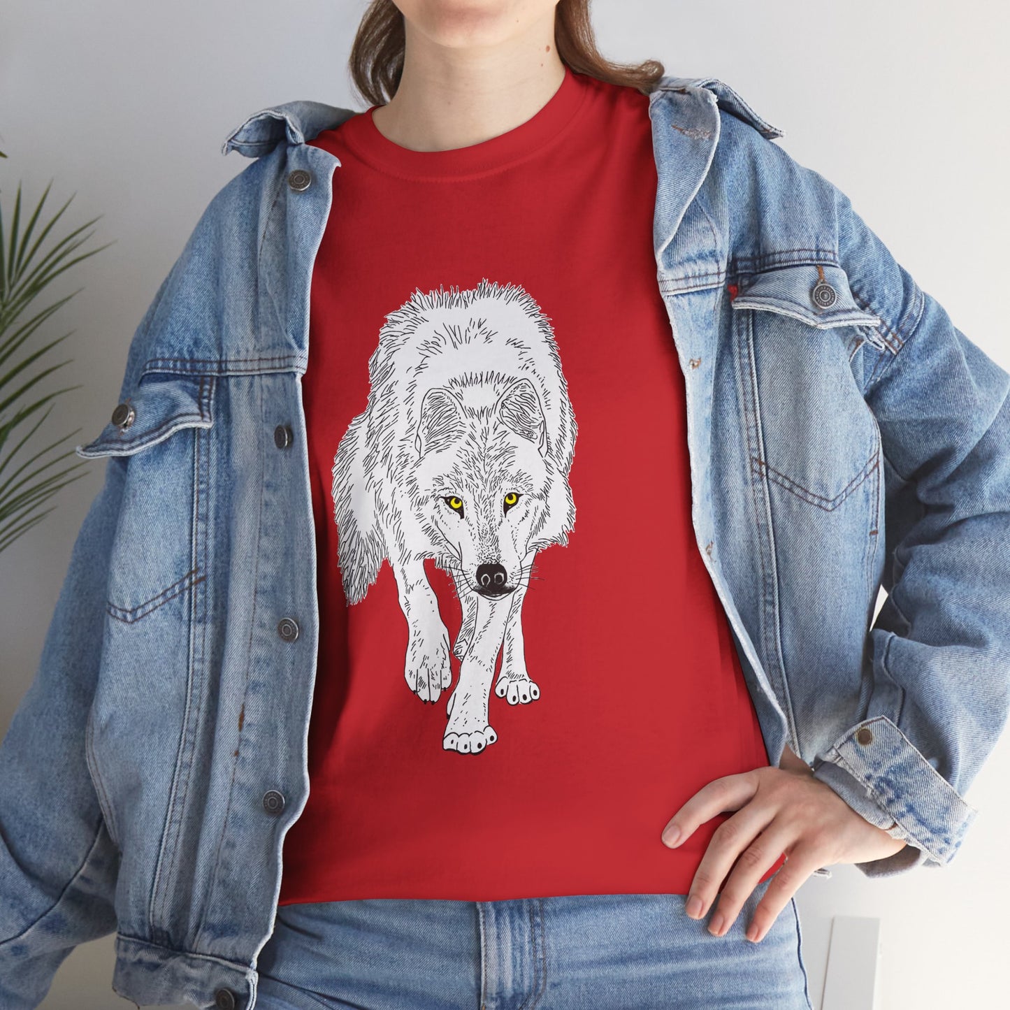 Stalking Wolf  - T‑Shirt Dark Background