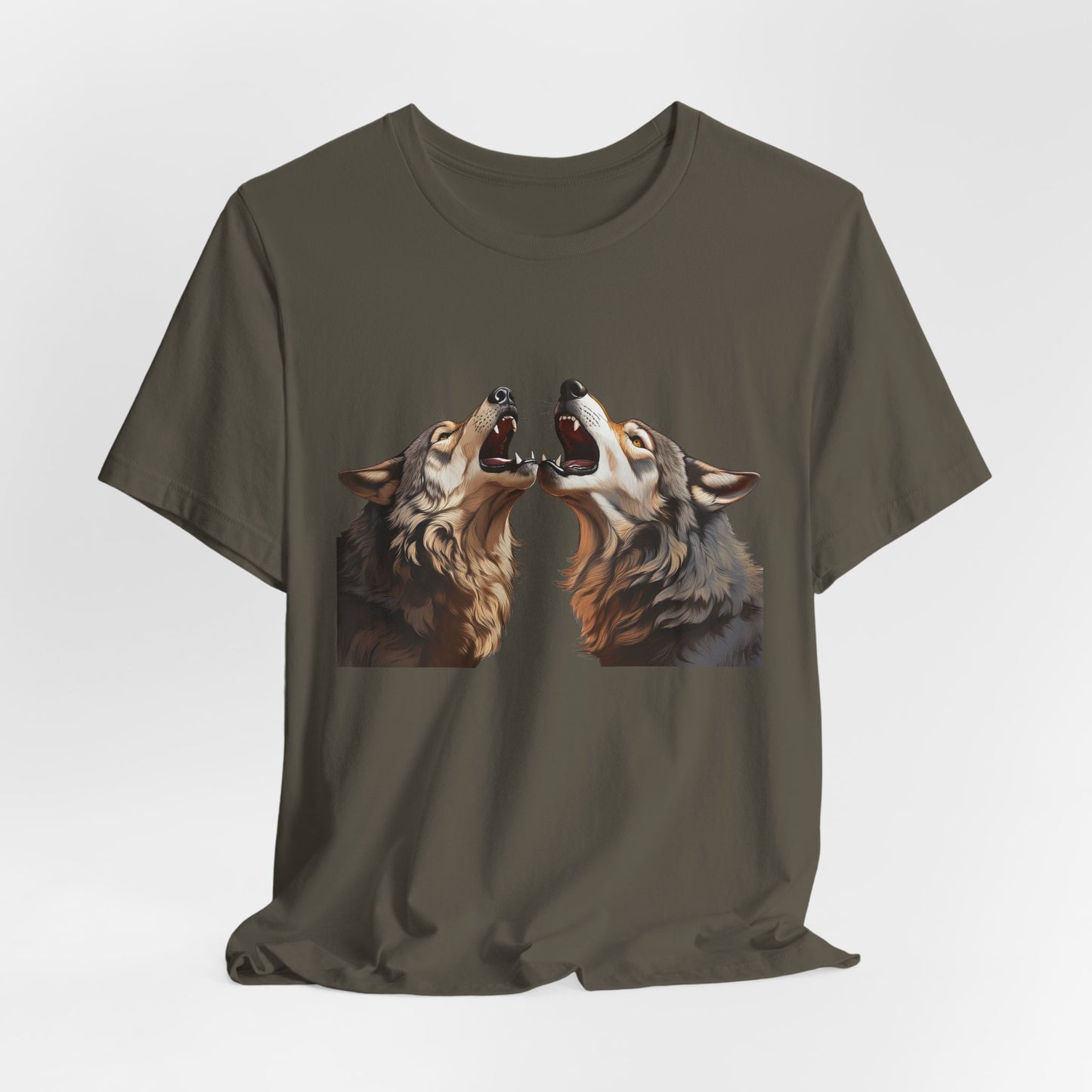 Dualing Wolf Howls - T‑Shirt