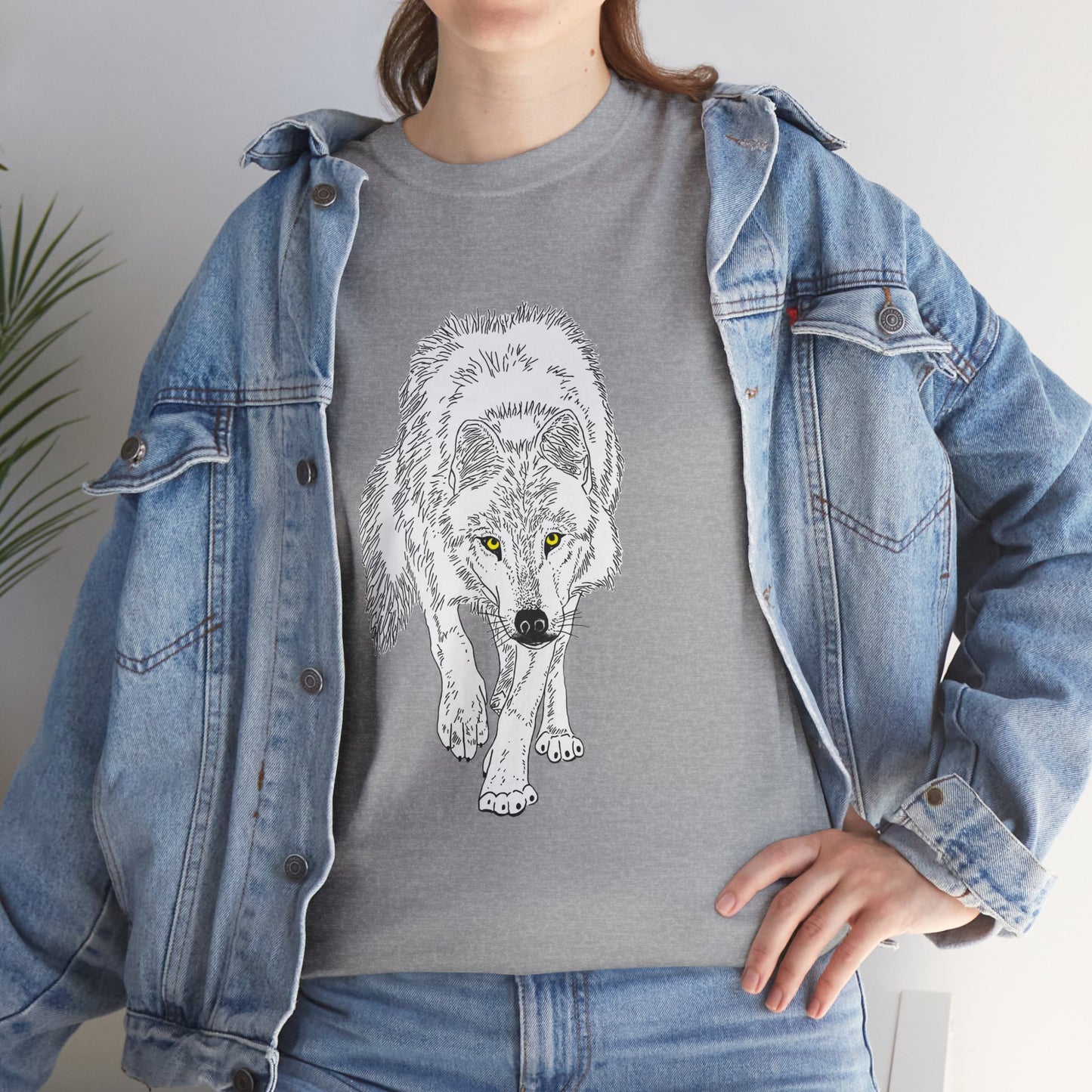 Stalking Wolf  - T‑Shirt Dark Background