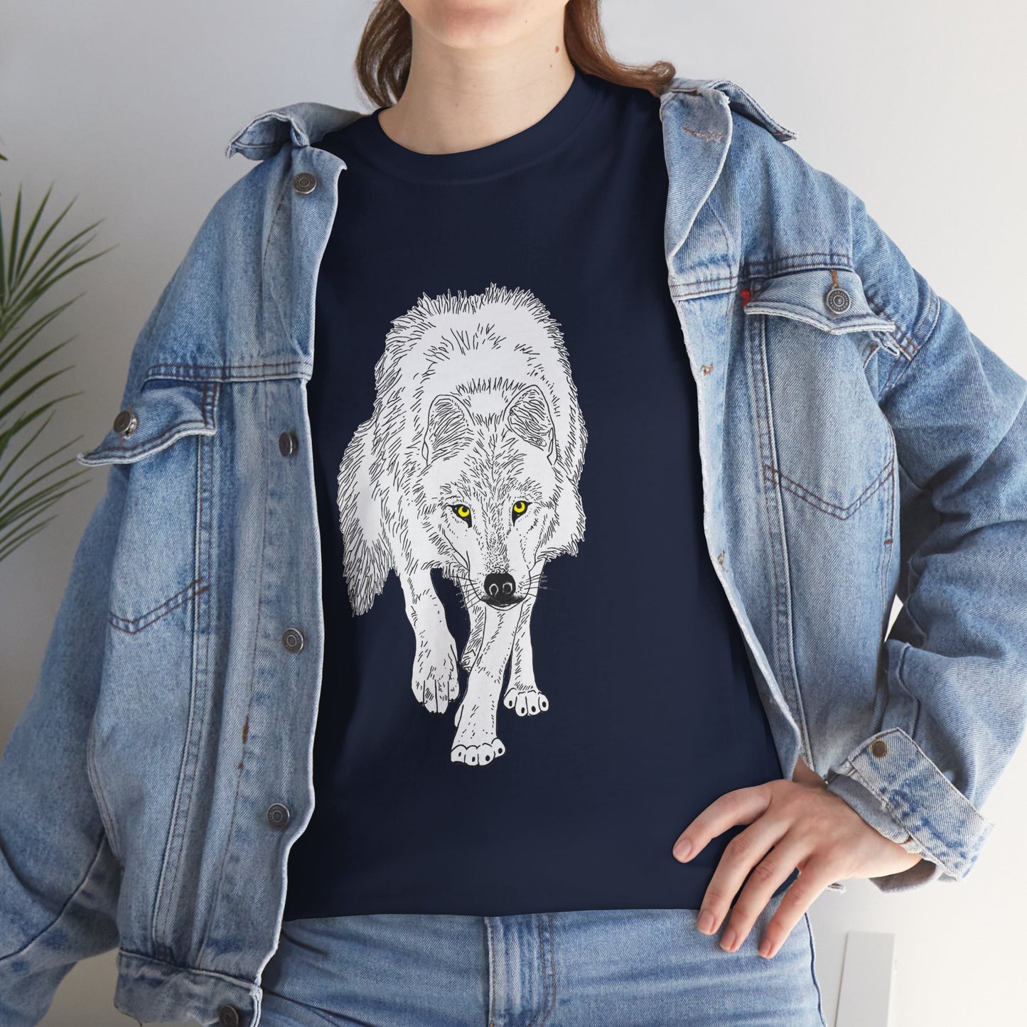Stalking Wolf  - T‑Shirt Dark Background