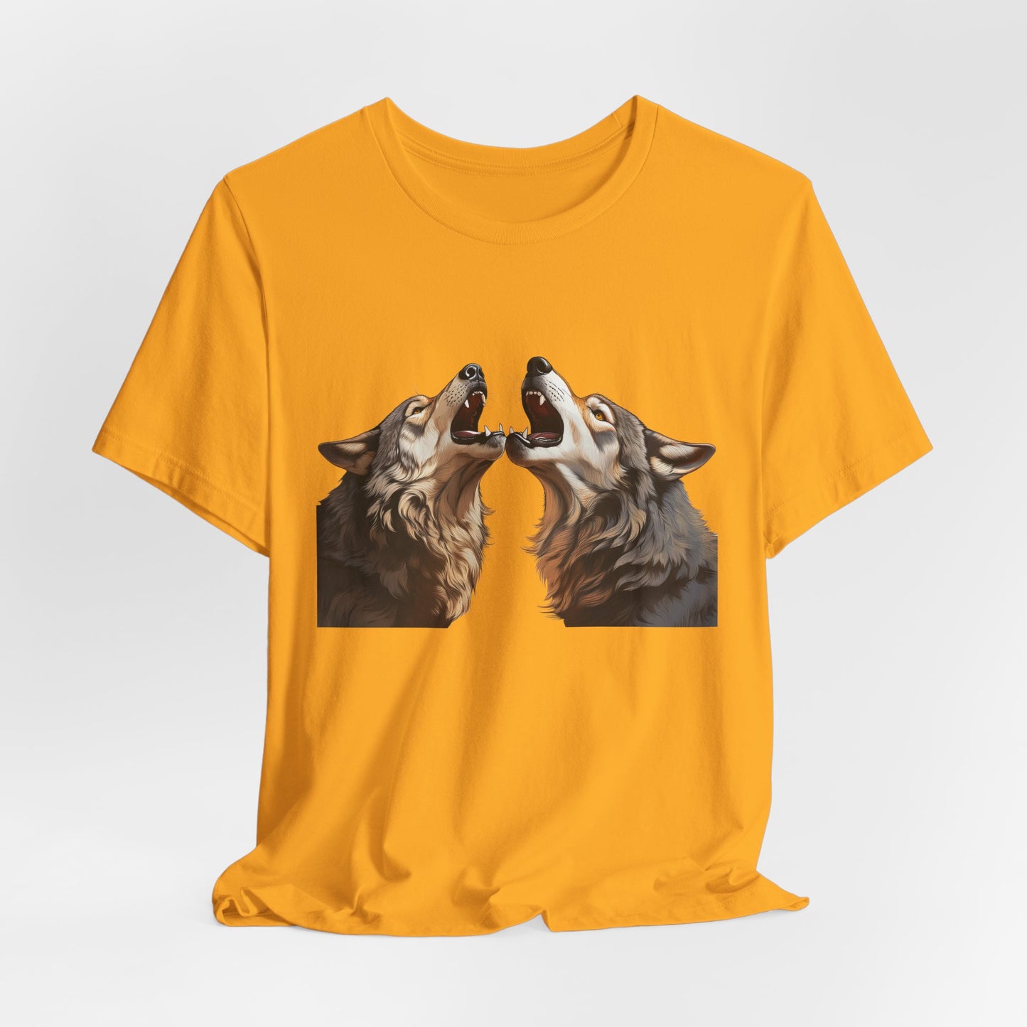 Dualing Wolf Howls - T‑Shirt