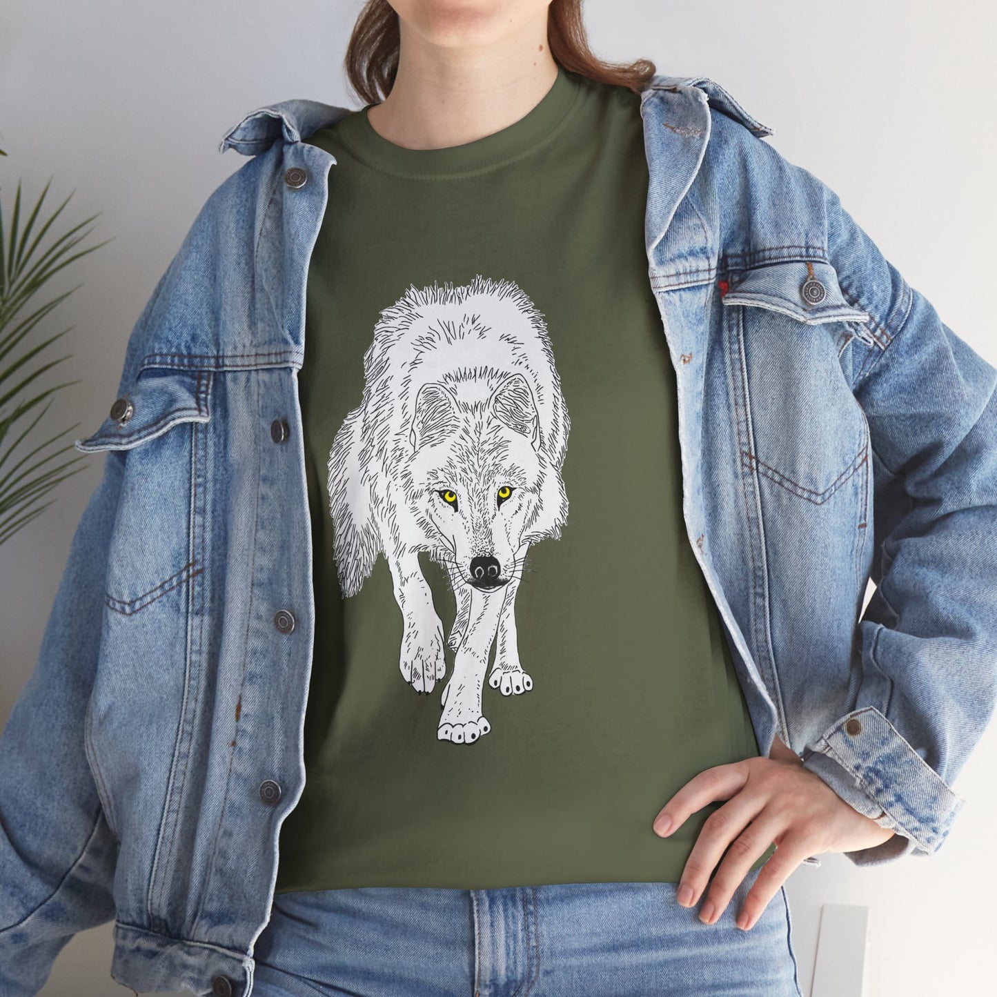 Stalking Wolf  - T‑Shirt Dark Background