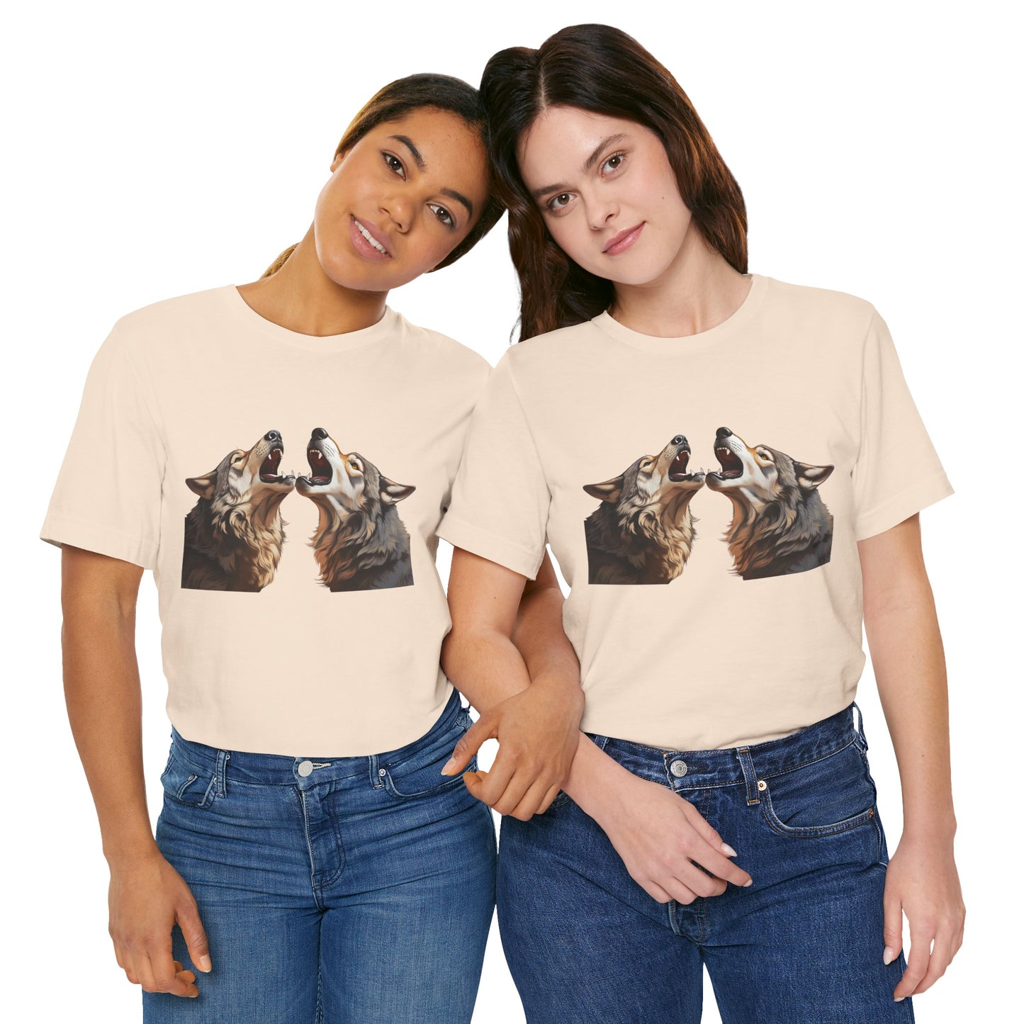 Dualing Wolf Howls - T‑Shirt
