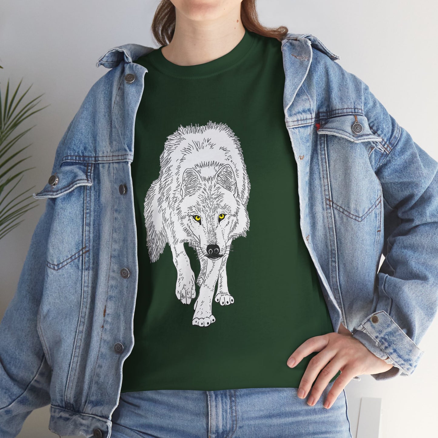 Stalking Wolf  - T‑Shirt Dark Background
