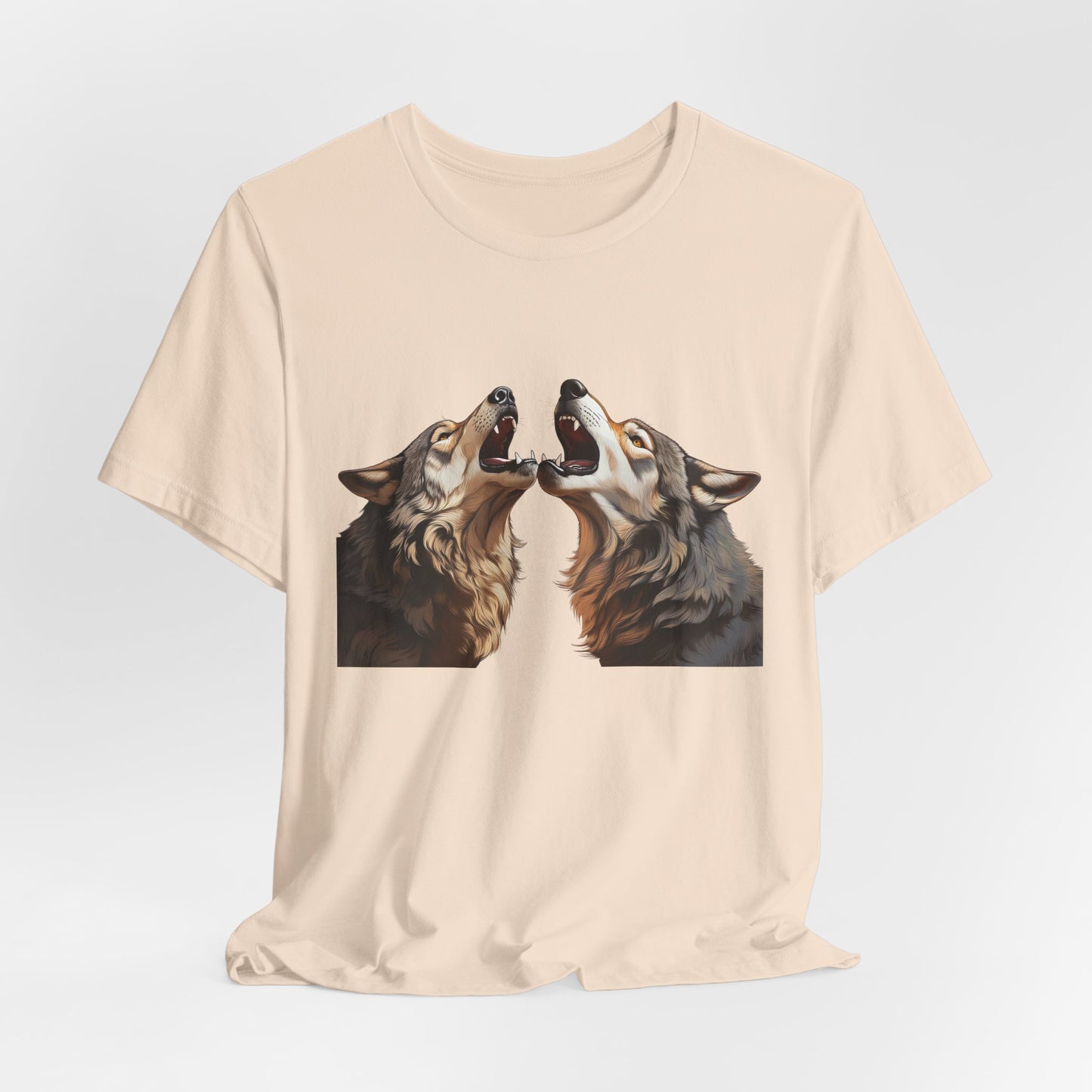 Dualing Wolf Howls - T‑Shirt