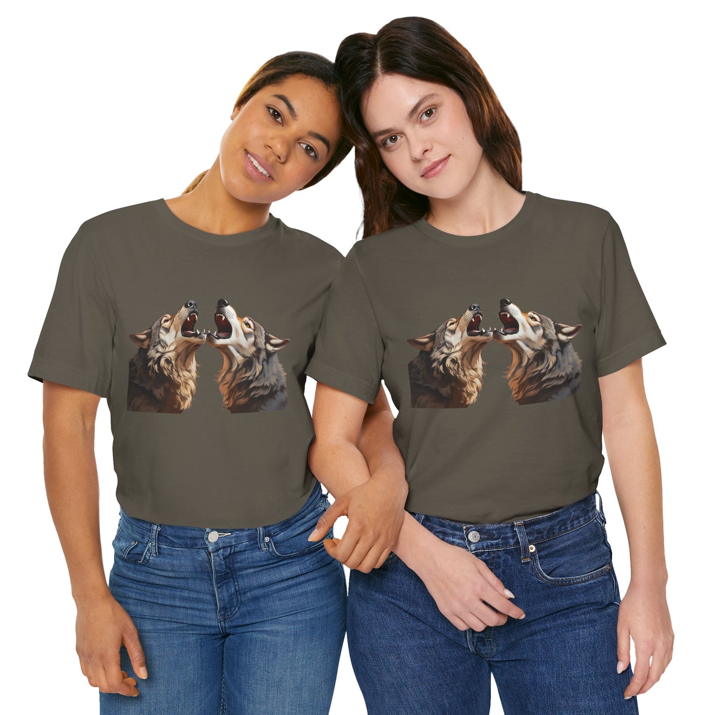 Dualing Wolf Howls - T‑Shirt
